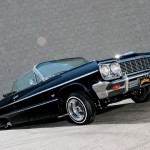 Soleil du Pacifique et nonchalance californienne sont au menu. Bandanas rouges et bleus s’entremêlent sur des morceaux dédiés à la ride dans la ville des anges.